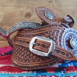 Pass through spur straps